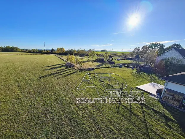 Prodej pozemku pro bydlení, Dívčice, 4272 m2