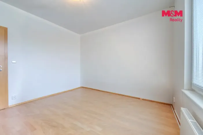 Pronájem bytu 2+kk, Praha, Sazovická, 47 m2