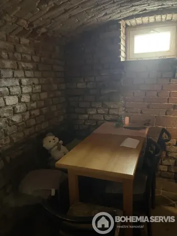 Prodej ubytování, Hradec Králové, Všehrdova, 260 m2