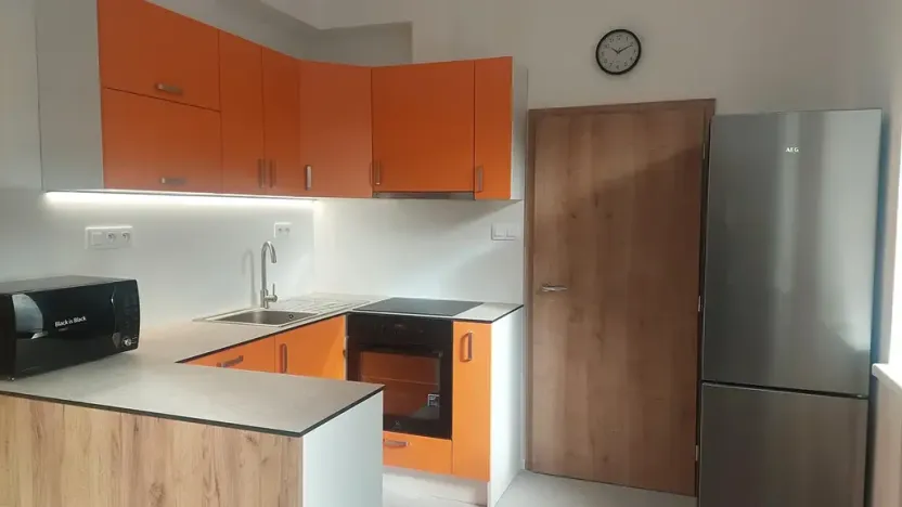 Pronájem bytu 2+1, Brno, Nováčkova, 77 m2