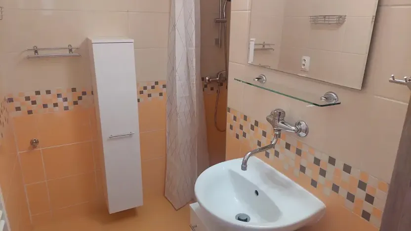 Pronájem bytu 2+1, Brno, Nováčkova, 77 m2