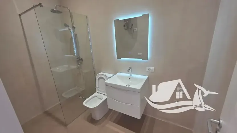 Prodej bytu 2+kk, Drač, Albánie, 76 m2