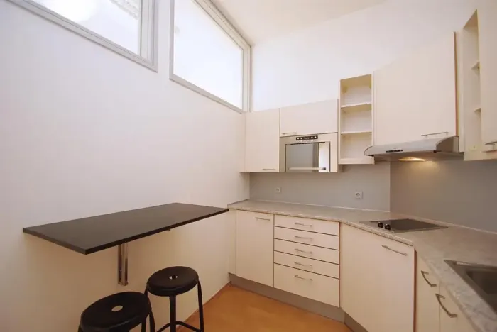 Pronájem kanceláře, Praha - Smíchov, Štefánikova, 82 m2