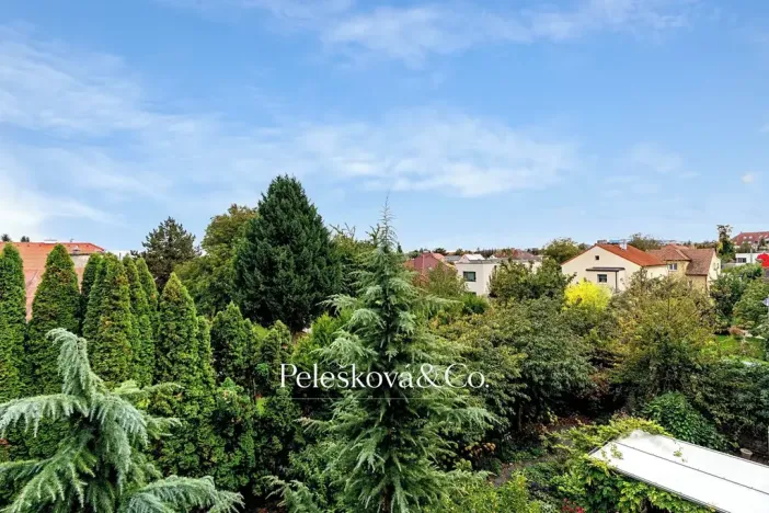 Pronájem bytu 2+kk, Praha - Suchdol, Májová, 45 m2