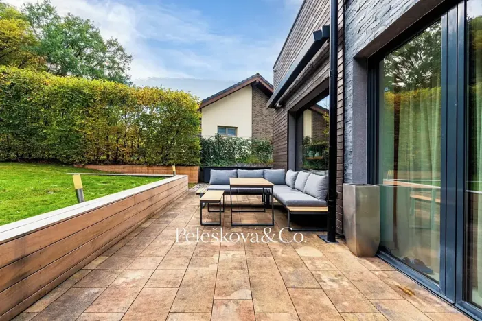 Prodej rodinného domu, Tuchoměřice, Polní, 383 m2