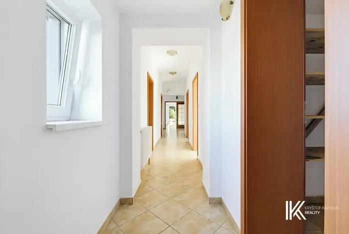 Prodej ubytování, Hrochův Týnec, 356 m2