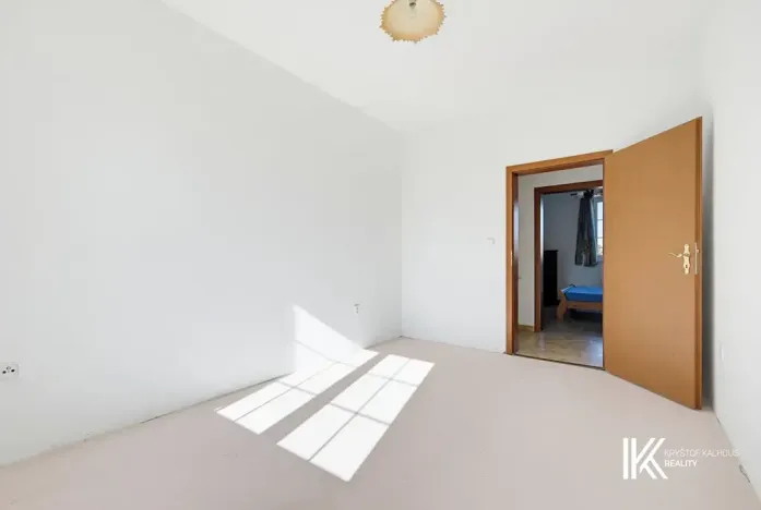 Prodej ubytování, Hrochův Týnec, 356 m2