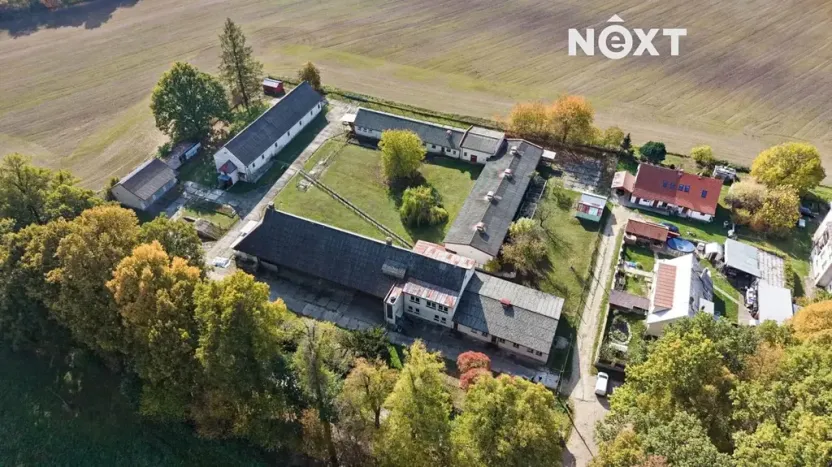 Prodej obchodního prostoru, Jindřichův Hradec, 9726 m2