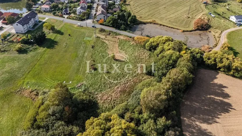 Prodej pozemku pro bydlení, Zalužany, 1185 m2