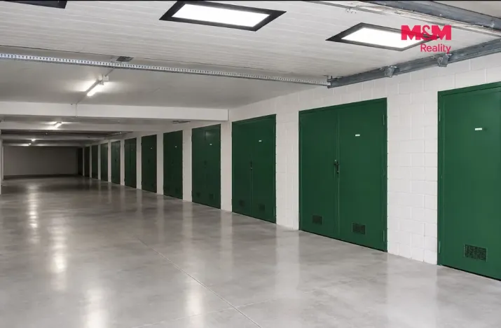 Pronájem garáže, Pardubice, Lidická, 19 m2