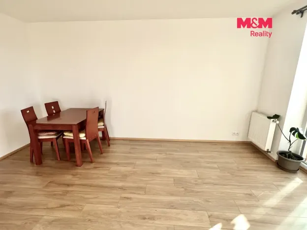Pronájem bytu 2+kk, Vestec, Ve Stromkách, 46 m2