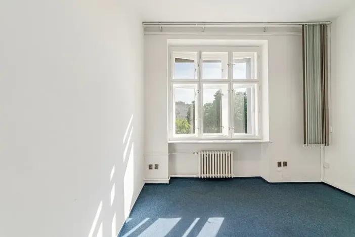 Pronájem ordinace, Ostrava, Nádražní, 2444 m2