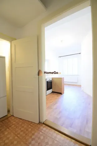 Pronájem bytu 2+kk, Praha - Nusle, Lounských, 48 m2