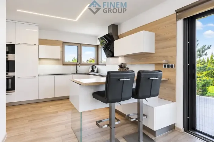 Prodej rodinného domu, Sulice, 253 m2