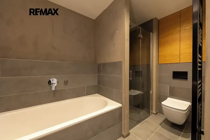 Prodej vícegeneračního domu, Praha - Vysočany, Moravcových, 228 m2