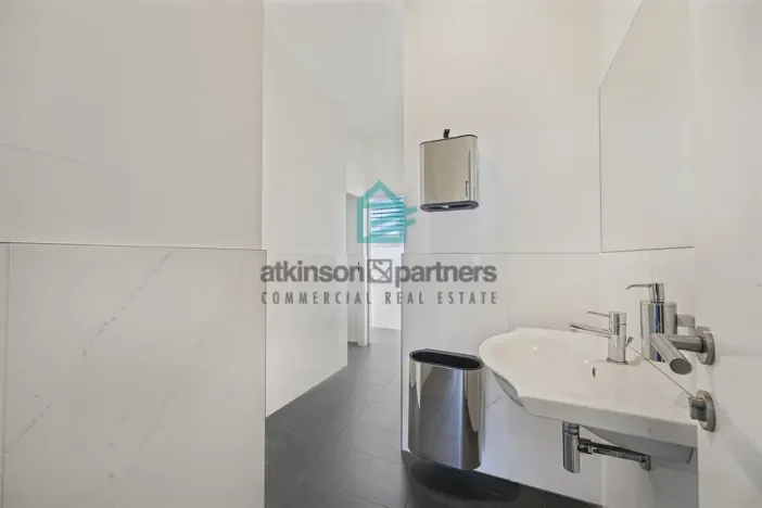 Pronájem kanceláře, České Budějovice - České Budějovice 6, Jeronýmova, 3500 m2