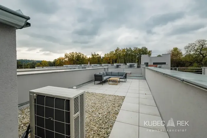 Pronájem rodinného domu, Tábor, Ostružinová, 87 m2