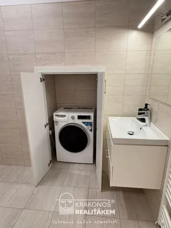 Pronájem bytu 2+kk, Hranice - Hranice I-Město, Pernštejnské náměstí, 55 m2