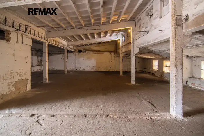 Pronájem skladu, Hovorany, 262 m2