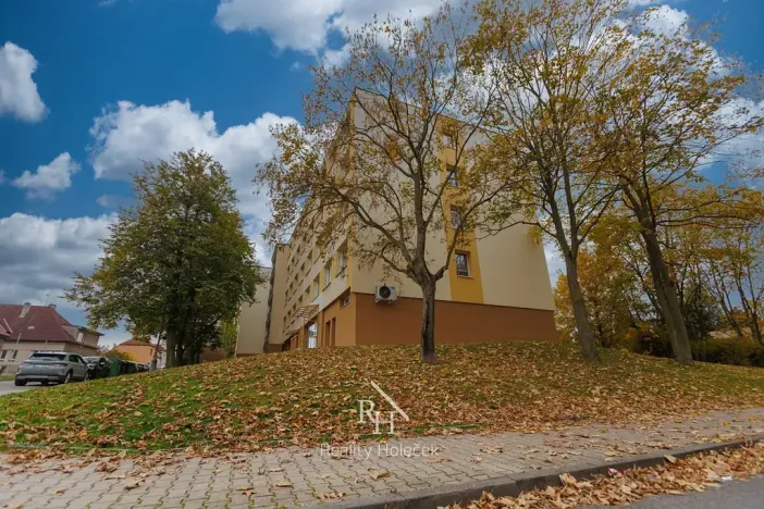Prodej bytu 3+1, Kladno, Lacinova, 70 m2