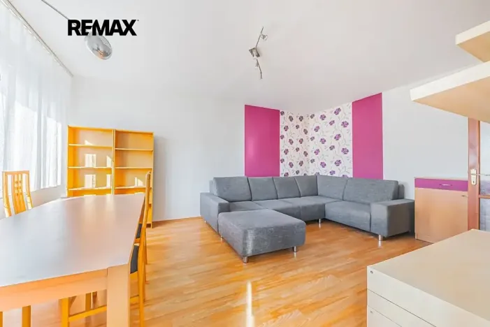 Prodej bytu 2+1, Kladno, Litevská, 57 m2