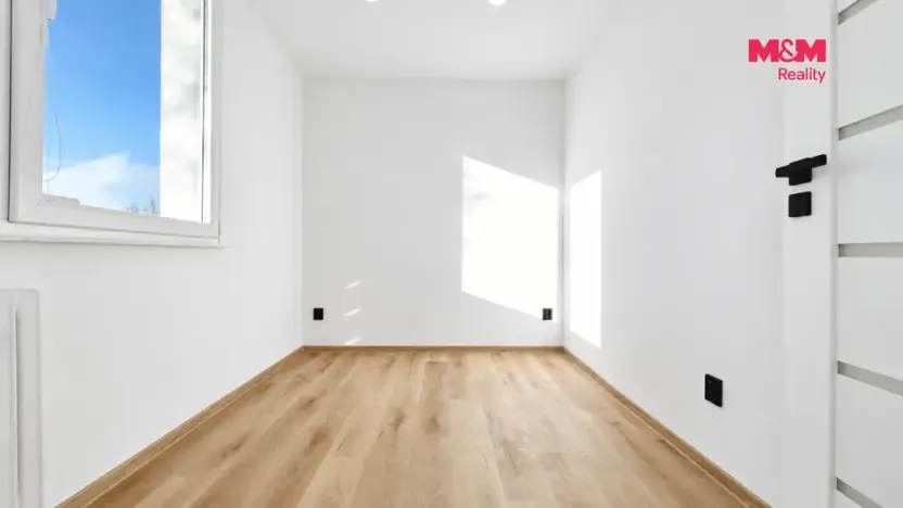 Pronájem bytu 2+kk, Nymburk, Jiřího Wolkera, 34 m2
