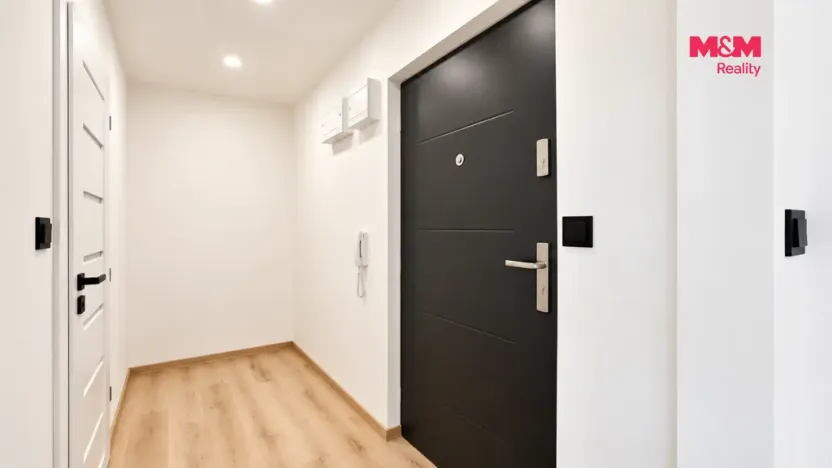 Pronájem bytu 2+kk, Nymburk, Jiřího Wolkera, 34 m2