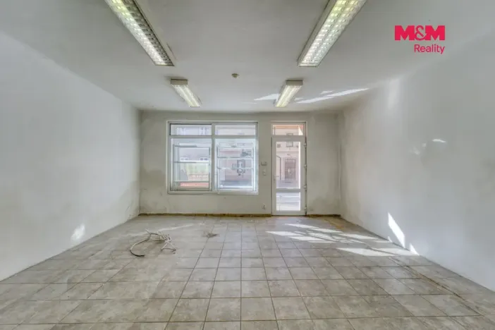 Pronájem obchodního prostoru, Plzeň - Východní Předměstí, Slovanská, 100 m2
