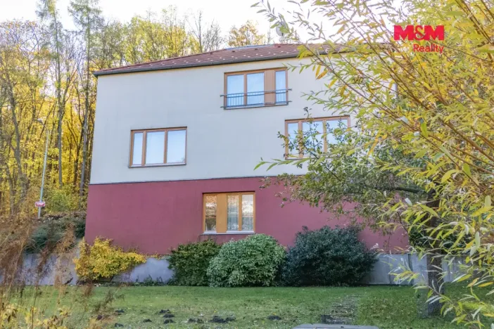 Prodej rodinného domu, Praha - Dejvice, V Šáreckém údolí, 230 m2