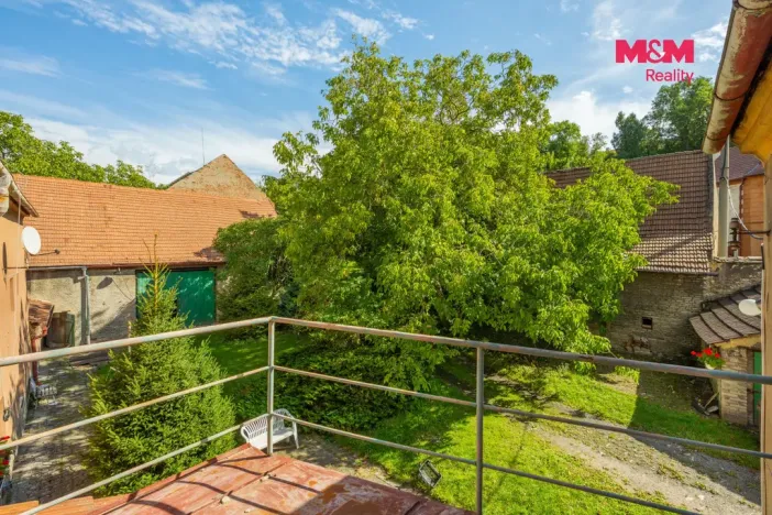 Prodej obchodního prostoru, Buštěhrad, Náměstí, 4516 m2