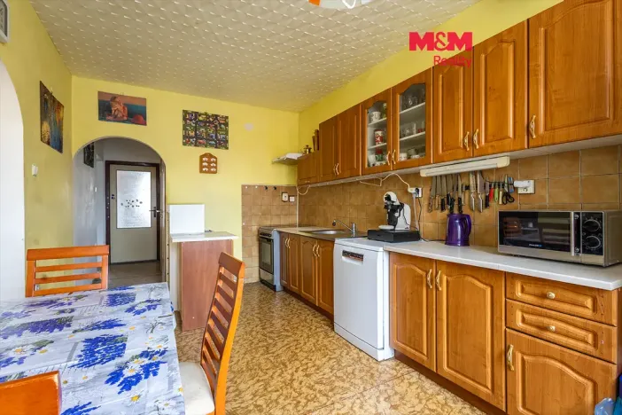 Prodej bytu 3+1, Cvikov - Cvikov I, Československé armády, 74 m2
