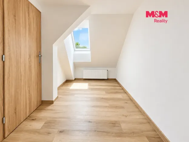 Pronájem bytu 3+1, Pardubice - Zelené Předměstí, K Višňovce, 84 m2