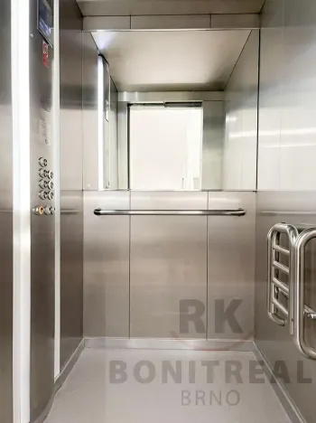 Pronájem bytu 2+kk, Brno, Dusíkova, 44 m2