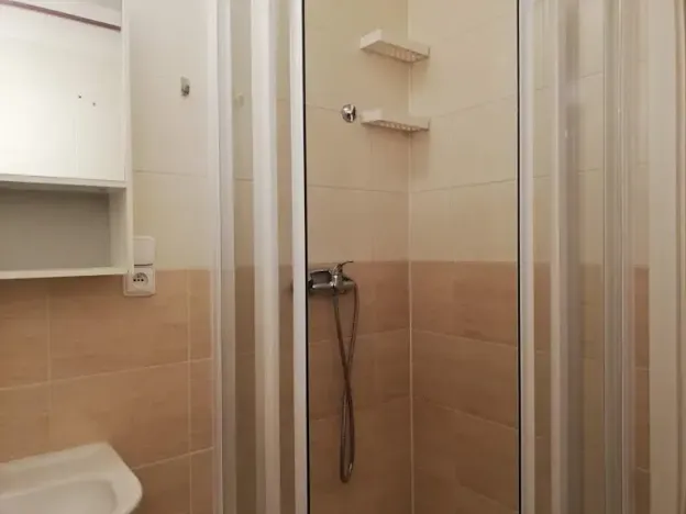 Pronájem kanceláře, Praha - Žižkov, Roháčova, 67 m2
