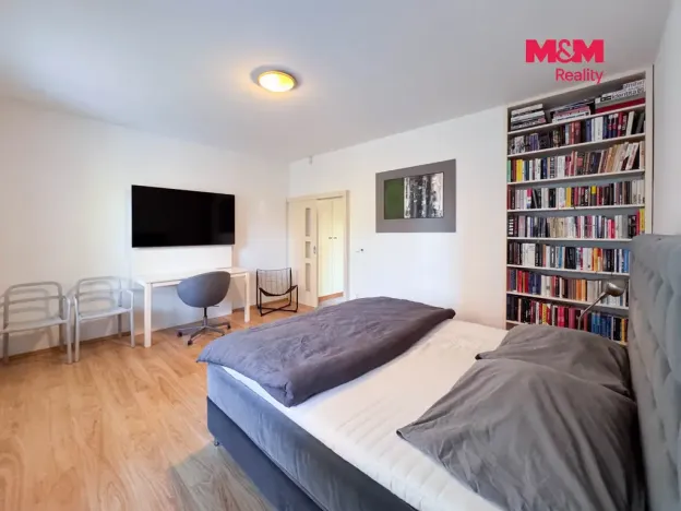 Pronájem bytu 1+1, Praha - Košíře, Píseckého, 37 m2