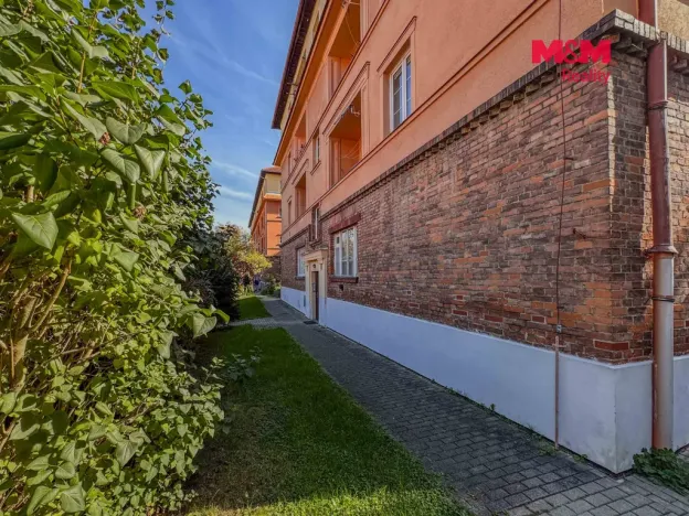 Pronájem bytu 1+1, Praha - Košíře, Píseckého, 37 m2