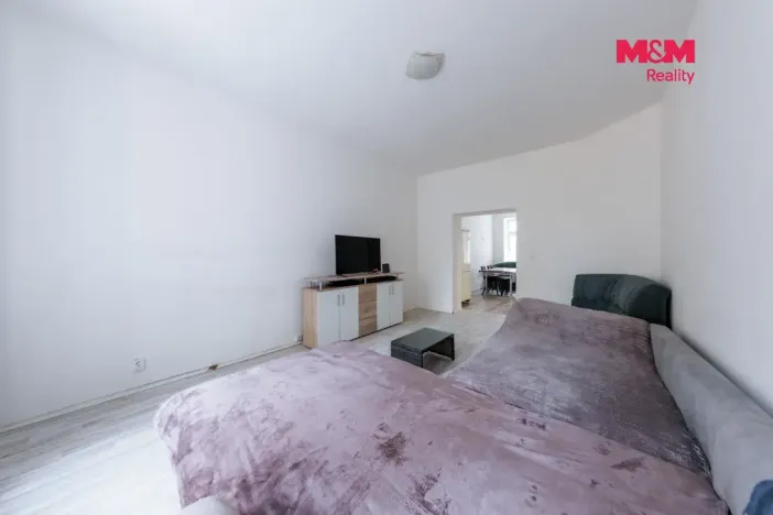 Prodej komerční nemovitosti, Karlovy Vary, Moravská, 85 m2