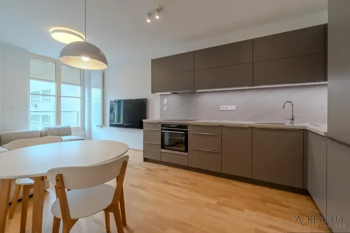 Pronájem bytu 2+kk, Ostrava, Dlouhá, 58 m2