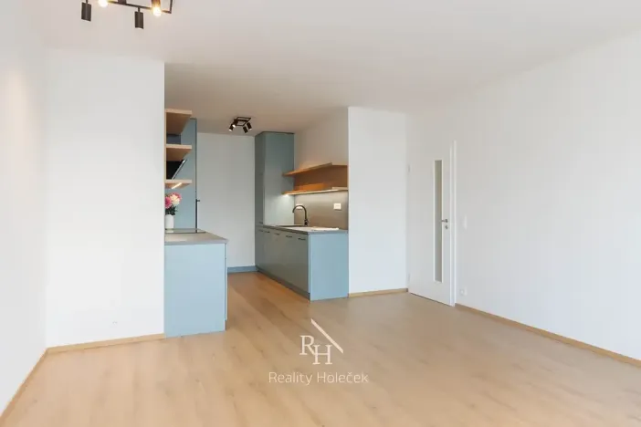 Pronájem bytu 2+kk, Kladno, Ke stadionu, 58 m2