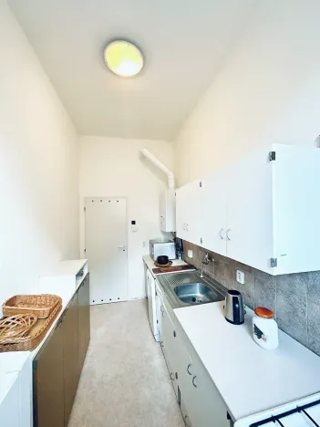 Prodej bytu 2+1, Karlovy Vary, Poděbradská, 56 m2