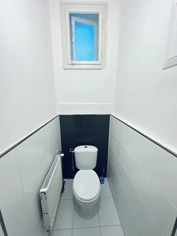 Prodej bytu 2+1, Karlovy Vary, Poděbradská, 56 m2