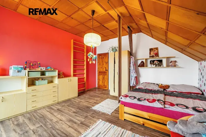 Prodej rodinného domu, Puklice, 200 m2