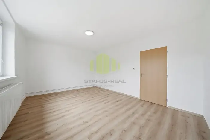 Pronájem bytu 1+1, Prostějov, nám. Spojenců, 37 m2
