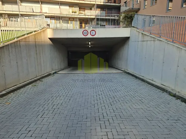 Pronájem garážového stání, Olomouc, Wittgensteinova, 20 m2