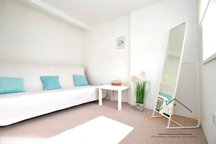 Prodej rodinného domu, Lešany, 85 m2