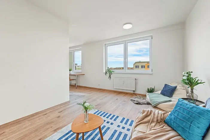 Prodej bytu 1+kk, Praha - Troja, Hnězdenská, 33 m2