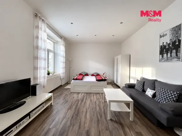 Pronájem bytu 1+1, Krnov, Březinova, 40 m2
