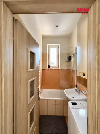 Pronájem bytu 1+1, Krnov, Březinova, 40 m2