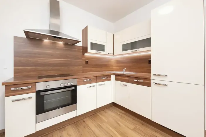 Pronájem bytu 2+kk, Brno, Slatinská, 83 m2