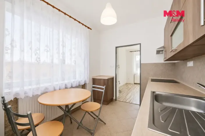 Prodej bytu 3+1, Nadějov, 85 m2
